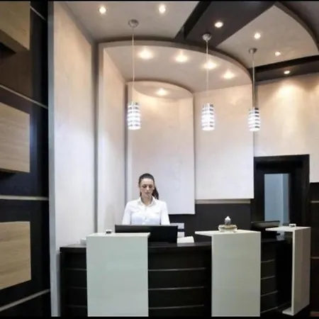 111 At Zoned & - 111 U Zoned Apartment *